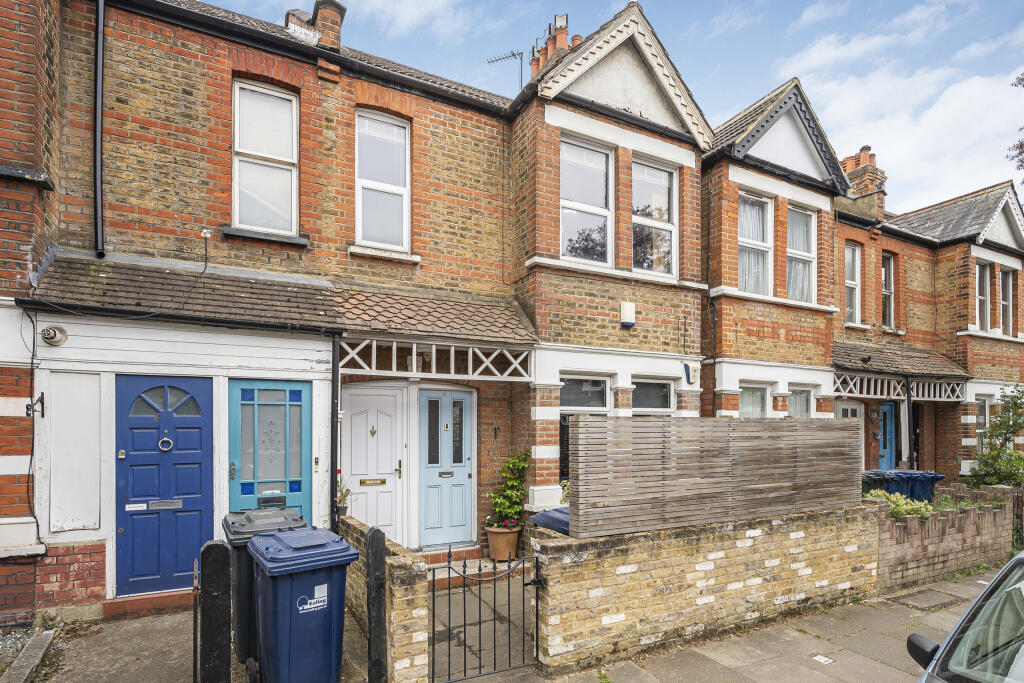 Main image of property: Elthorne Avenue, London