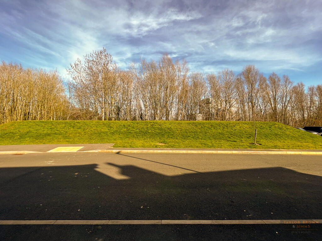 Woodland Close, Smalley, Ilkeston, Derbyshire photo 2