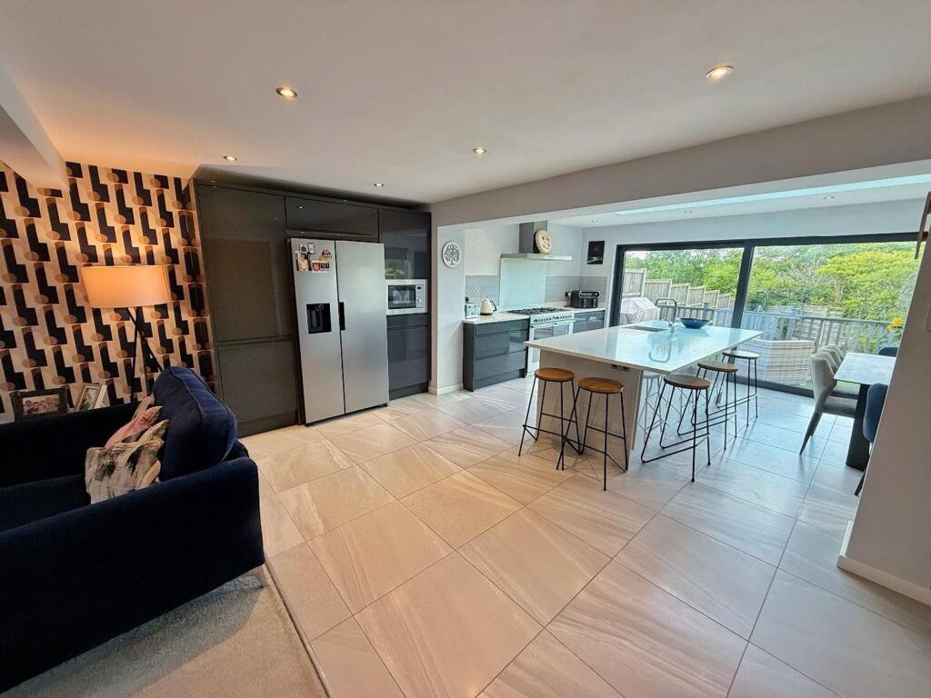 Westby Close, Bramhall, SK7 photo 4