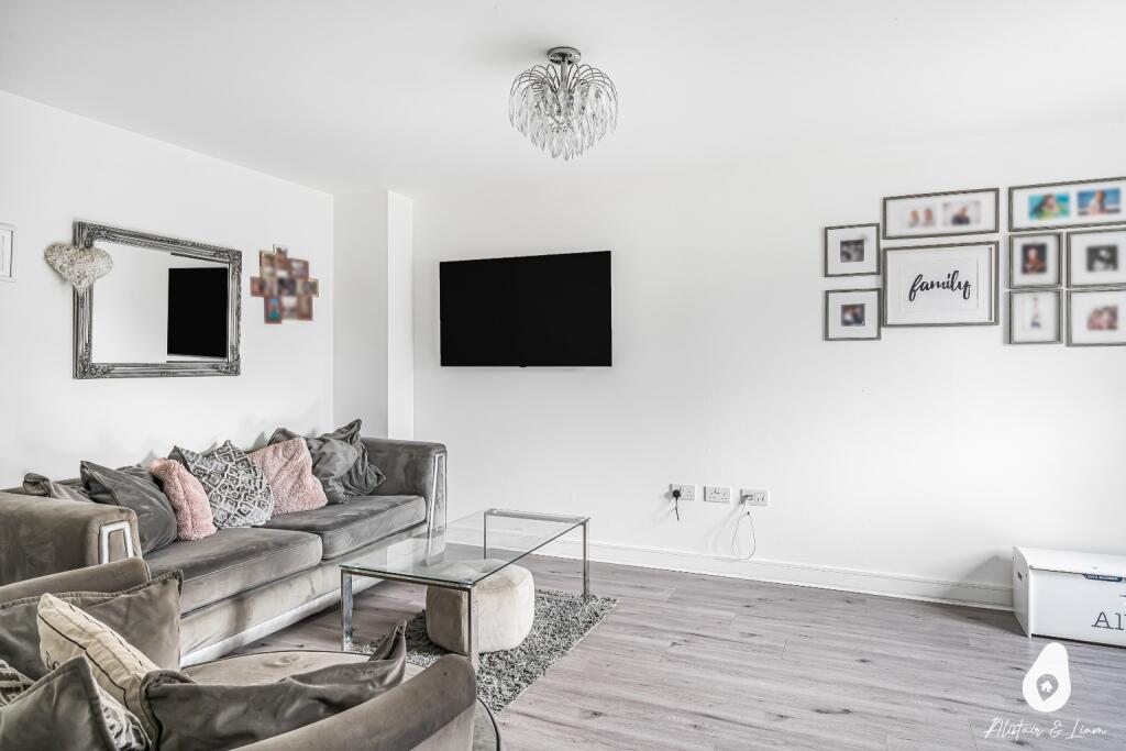 House in Cherwell, Kingsmere, Bicester - View 4