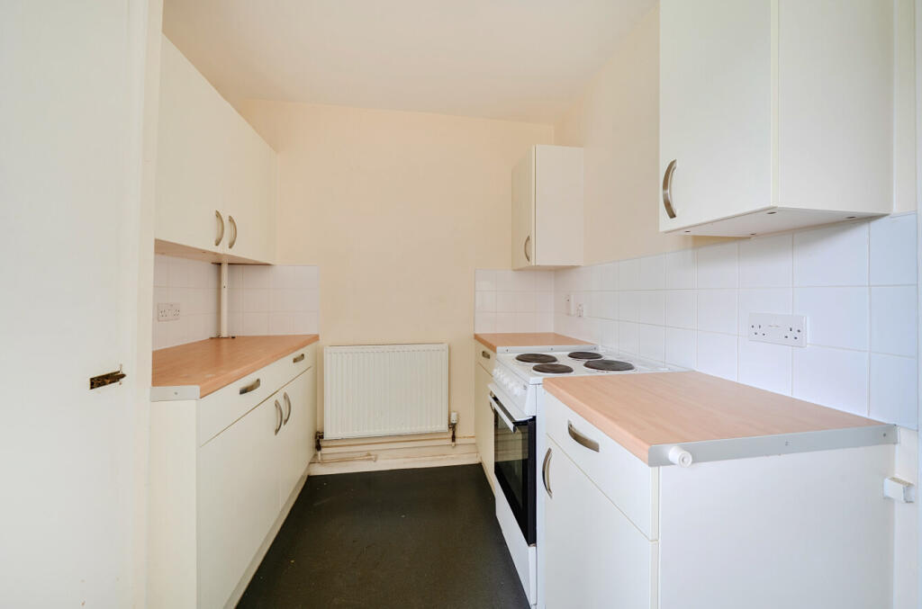 Apartment in Stevenage - View 4