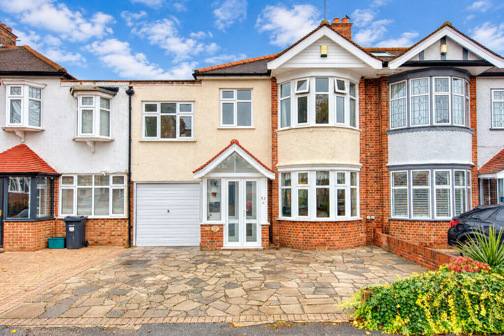 Main image of property: Cadogan Gardens, South Woodford,
