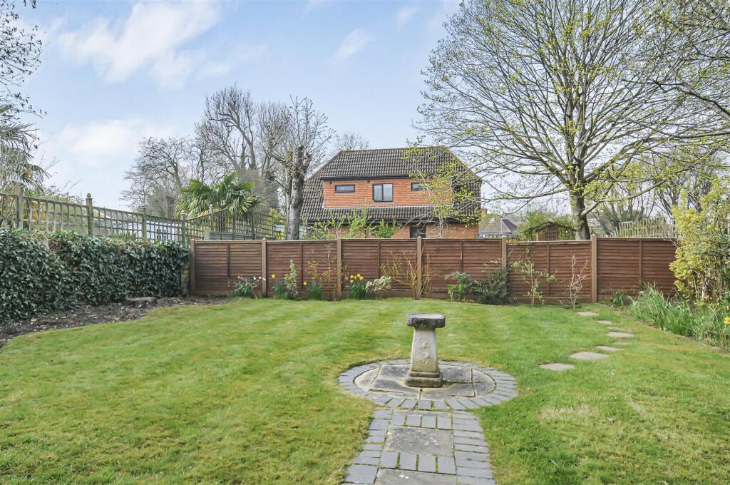 Additional image 14 of Oakwood Road, Bricket Wood, St. Albans