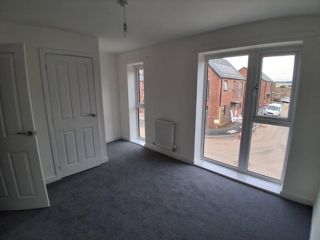 House in East Staffordshire, Uttoxeter - View 3