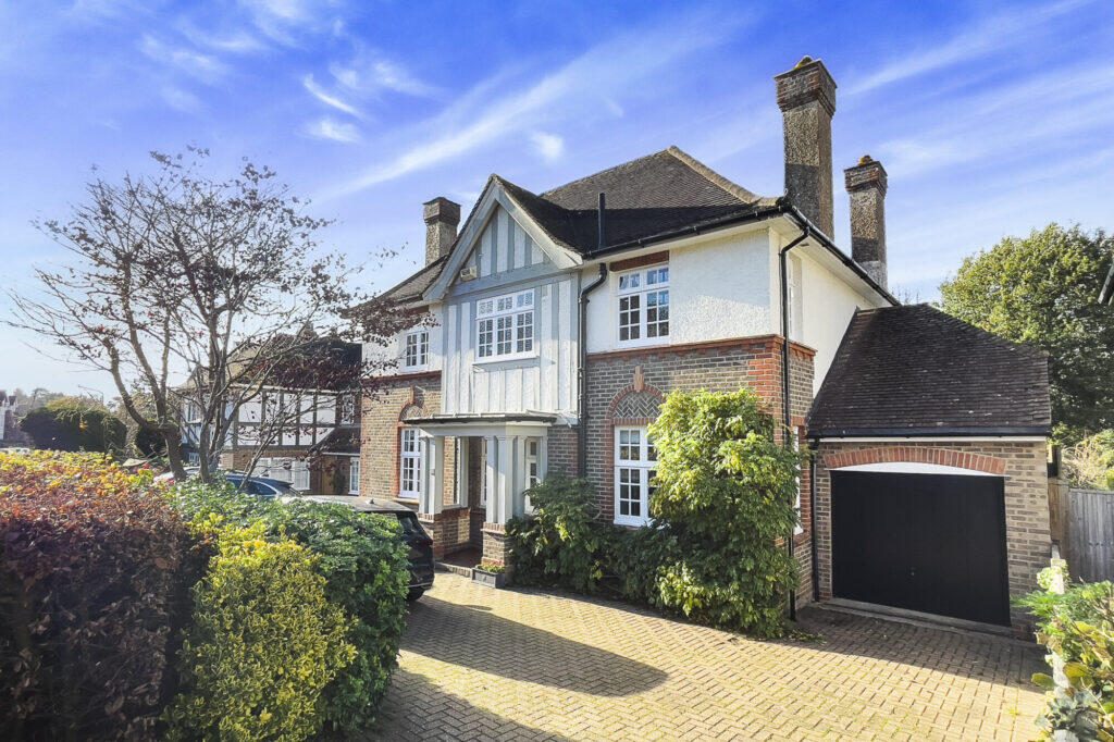 Main image of property: Earls Road, Tunbridge Wells, TN4