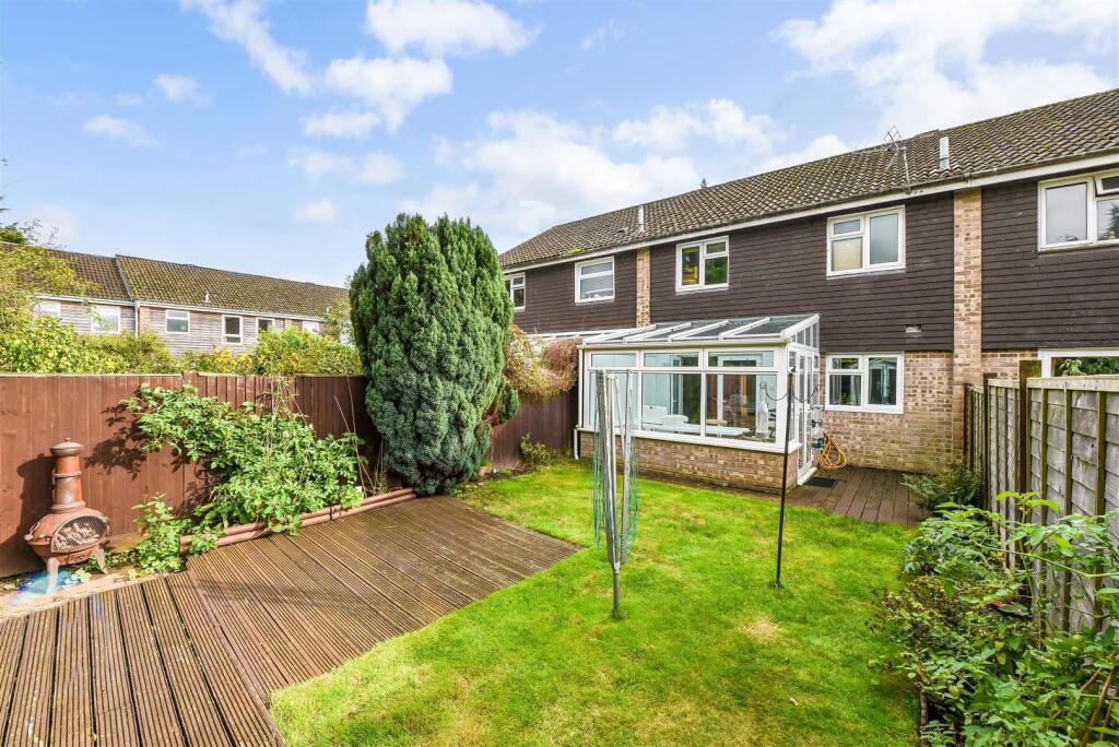 Main image of property: Butser Walk, Petersfield