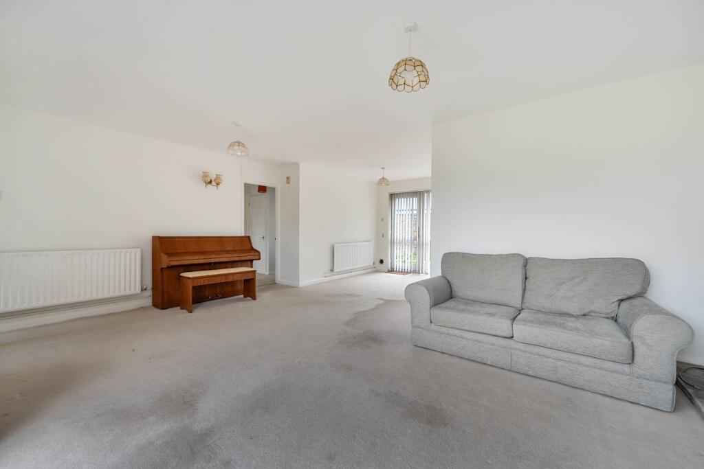 House in Milton Keynes - View 5