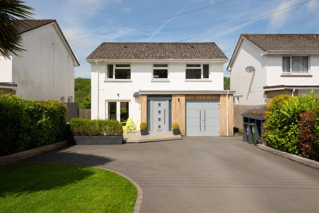Main image of property: Knowle, Braunton