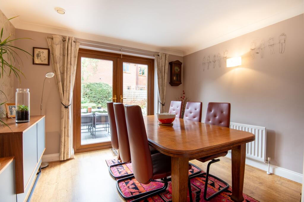 House in Northampton - View 5