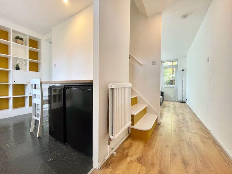 2 bedroom duplex for rent