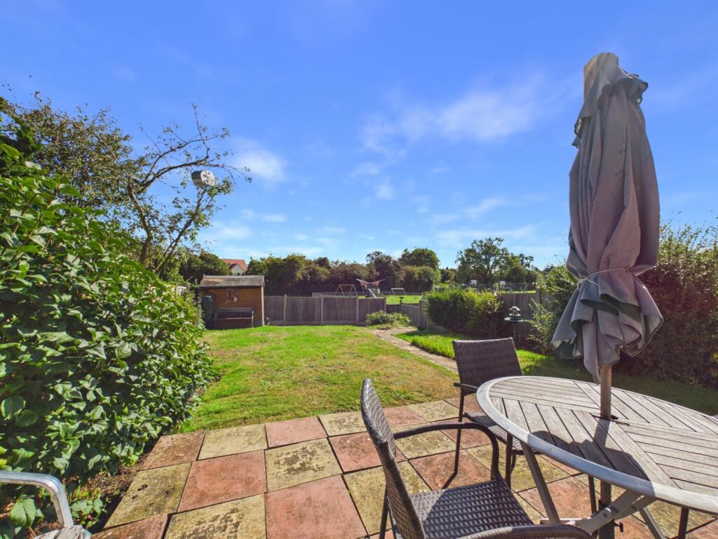 House in Newport - View 2