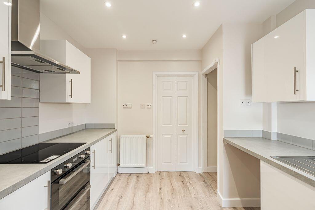 Apartment in Danderhall, Hilltown - View 5