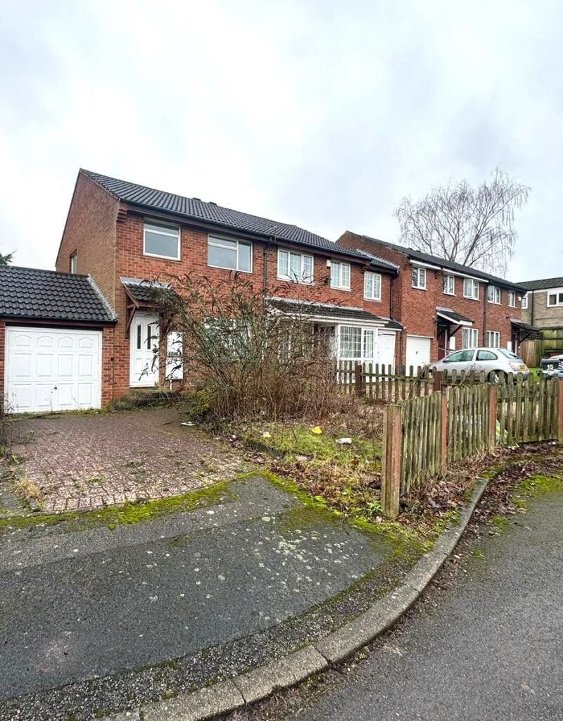 Main image of property: Pinto Close, Birmingham