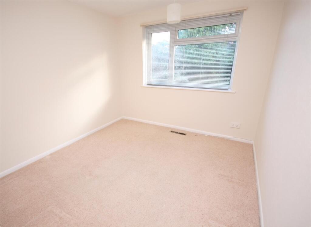House in Kingston upon Thames - View 5