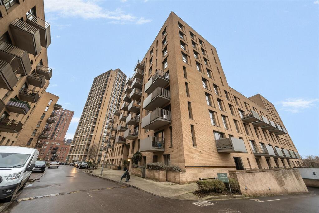 Main image of property: Moorhen Drive, London