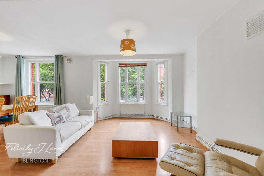 Highbury Grange, London photo 3