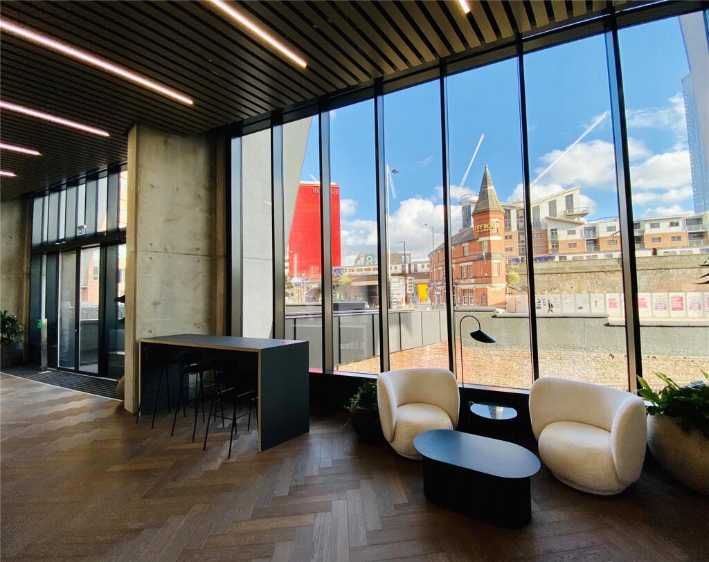 Apartment in Manchester - View 3