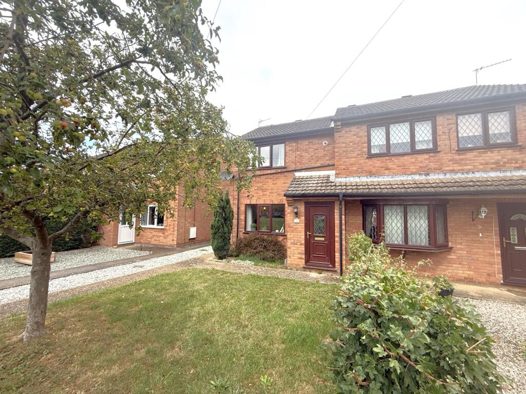 2-bed semi-detached on Rivehall Avenue, Welton, LN2, £160,000