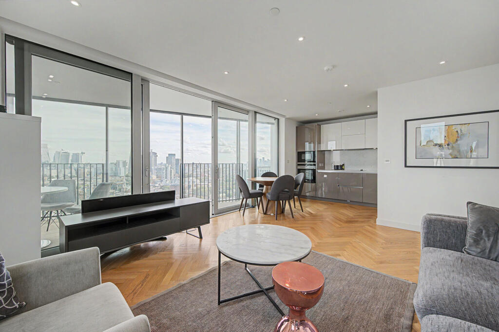 Apartment in London - View 5