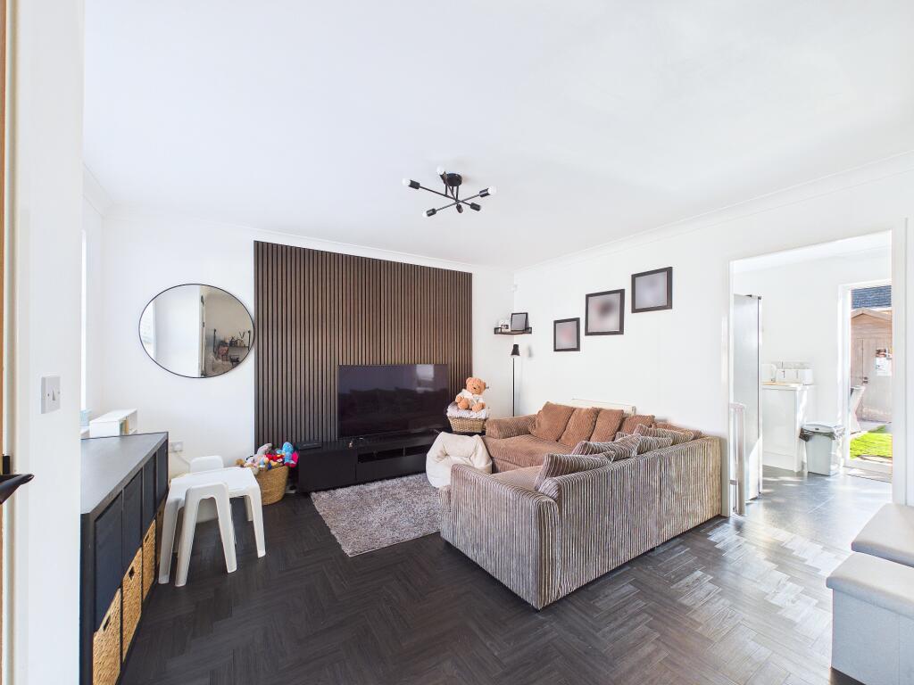 House in St Helens, Liverpool City Region - View 3