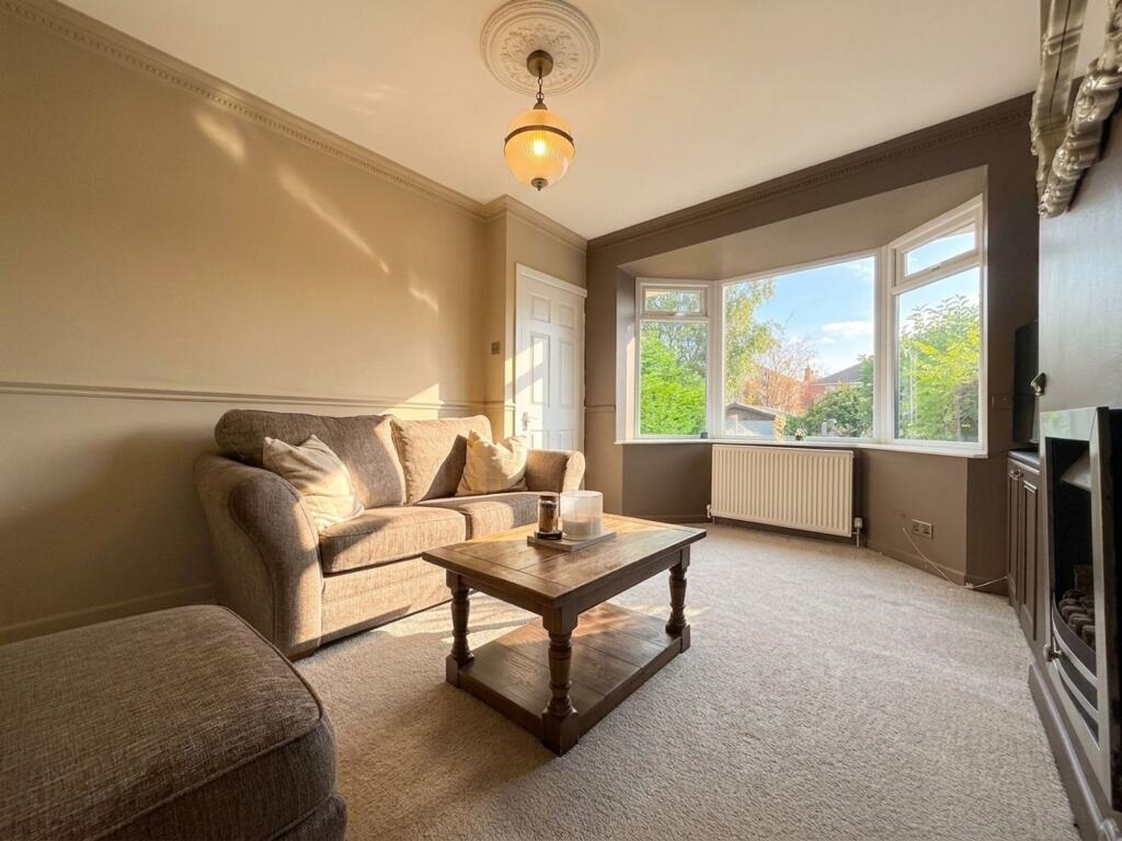 House in Huddersfield - View 4