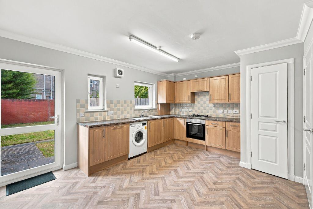 House in Dundee - View 4