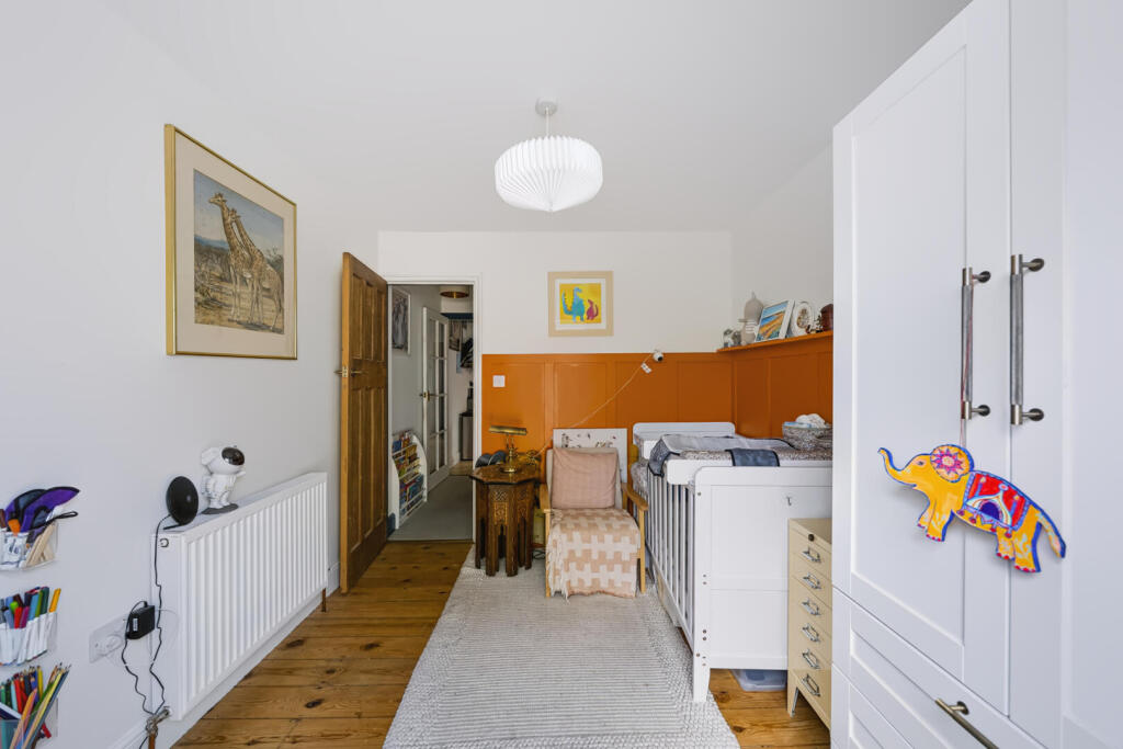 Apartment in London - View 5