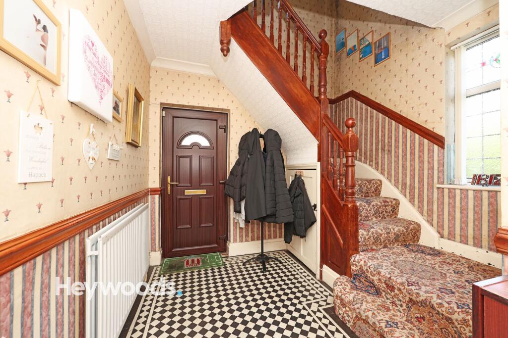 House in Stoke-on-Trent - View 5