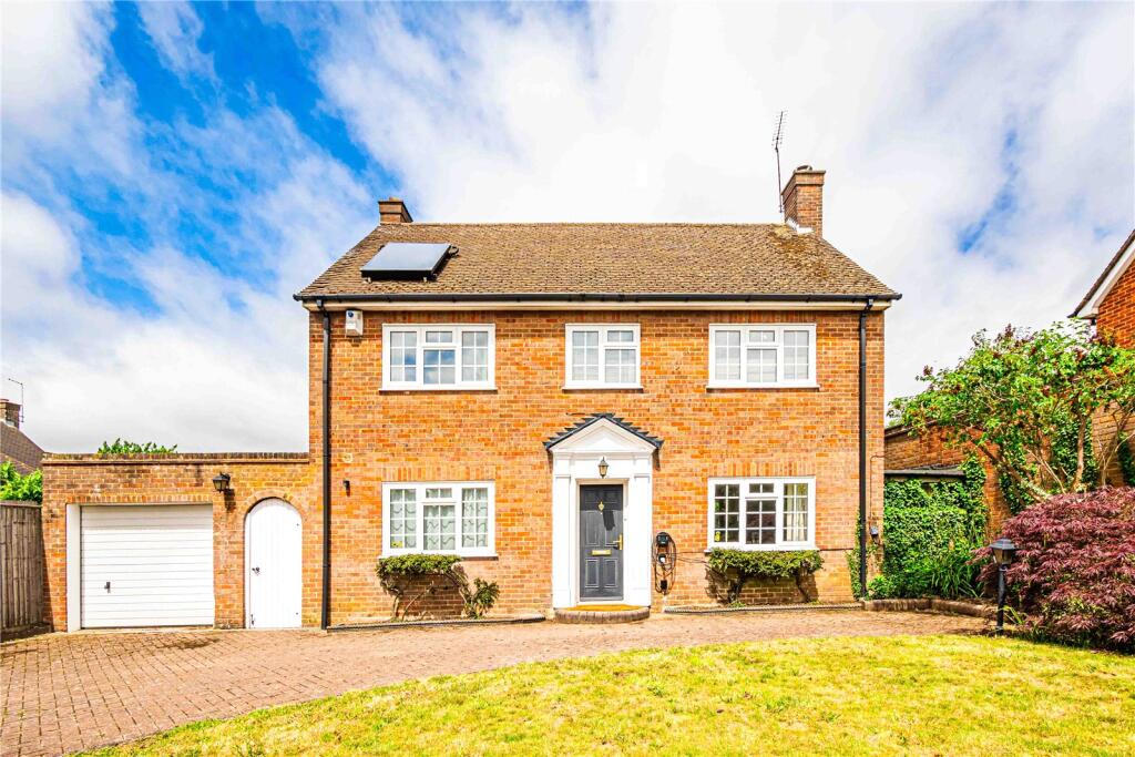 Main image of property: Highfield Lane, Adeyfield, Hemel Hempstead, Hertfordshire, HP2