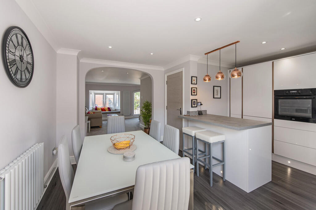 House in Portsmouth - View 4