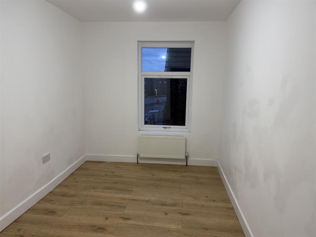 Additional image 4 of Oldbury Road, Oldbury