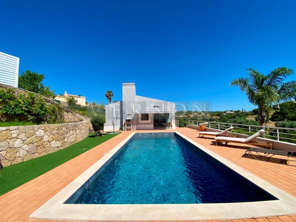 Main image of property: Algarve, Lagoa