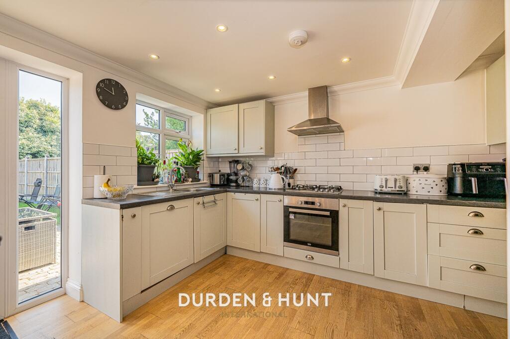 House in London - View 5