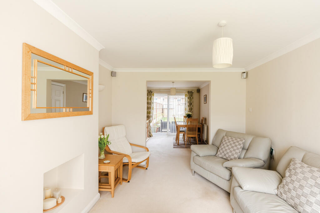 Chalcombe Close, Little Stoke, Bristol photo 4