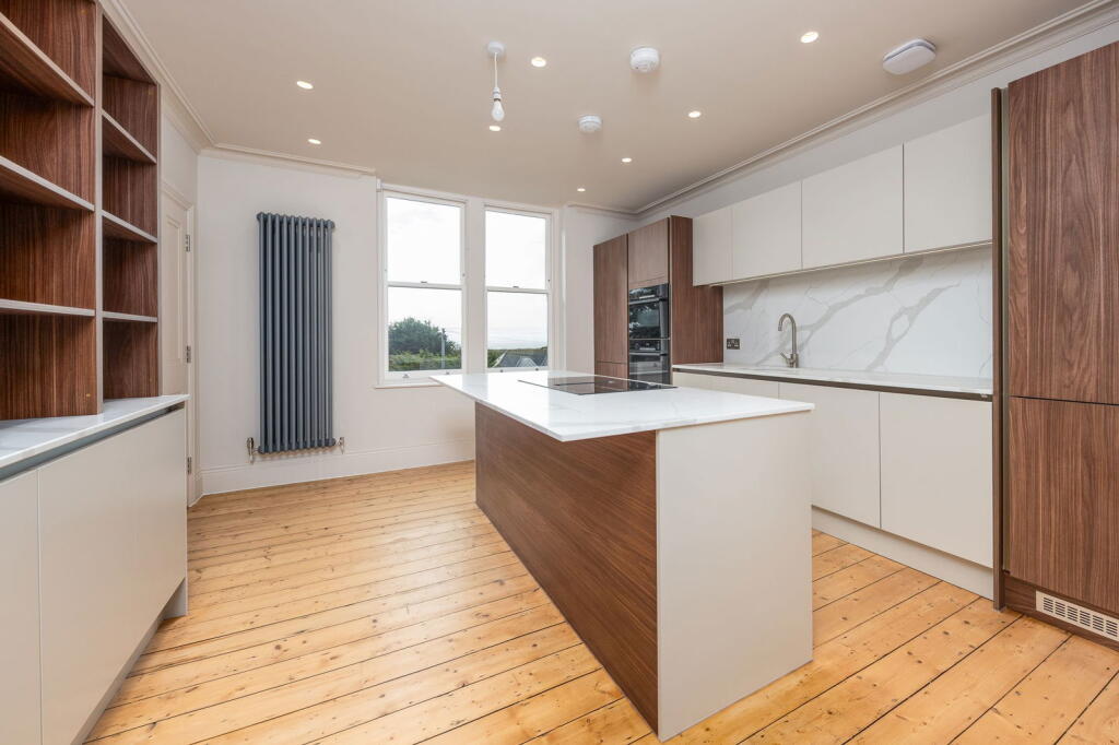 Main image of property: 93 Seabrook Road, Hythe, CT21 5QP