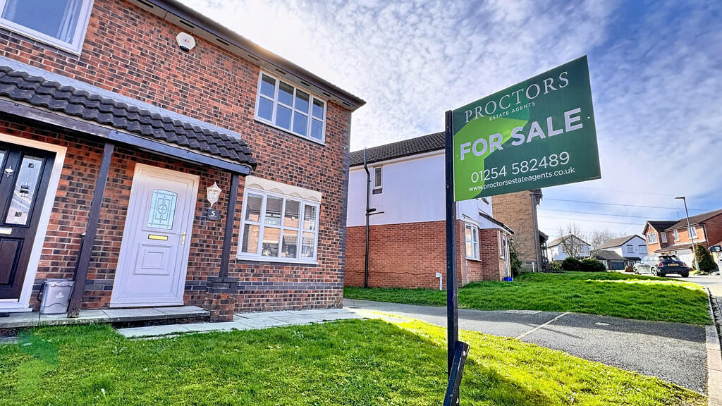 Leeward Close, Lower Darwen, Darwen photo 2