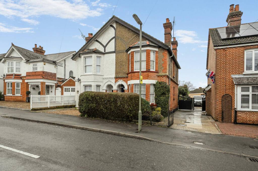 Main image of property: MacDonald Road, Lightwater, Surrey, GU18