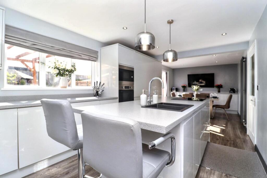 House in Stockton-on-Tees, Hartwell - View 5
