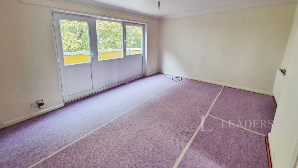 Apartment in Portsmouth - View 3