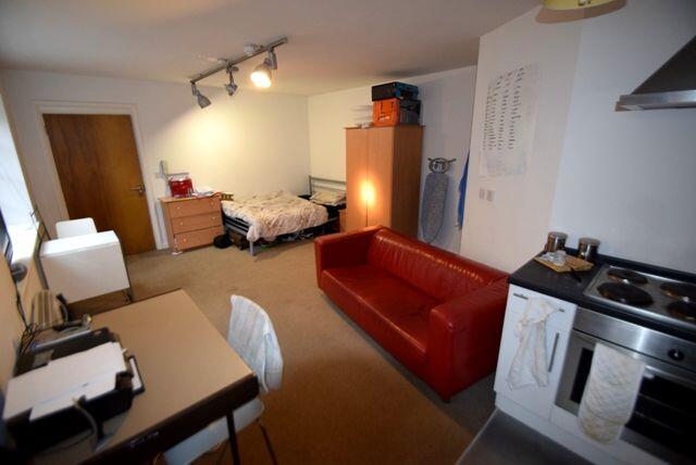 Studio flat for rent