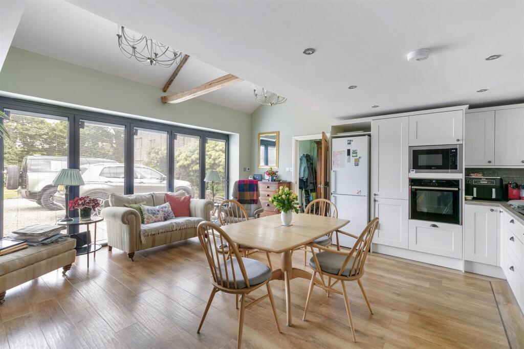 Additional image 28 of Eldwick Hall, High Eldwick