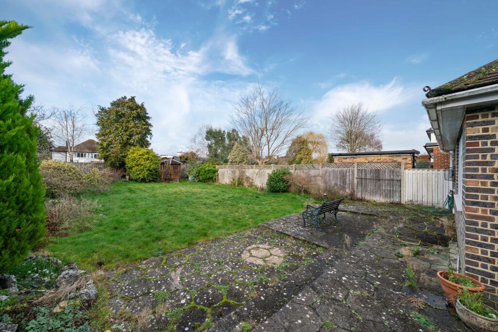 Claygate Lane, Esher, KT10 image 3