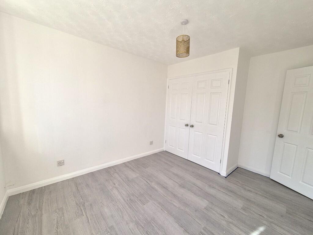 Additional image 7 of Five Oaks, Sandifield, Hatfield, Hertfordshire, AL10