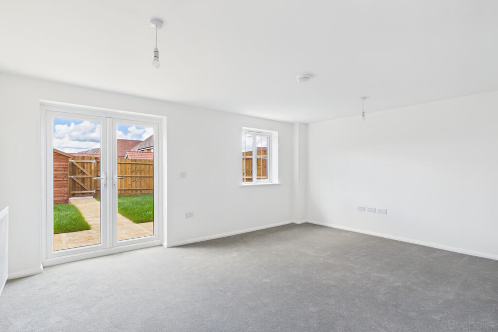Bar Close, Thurston, IP31 3FQ photo 4