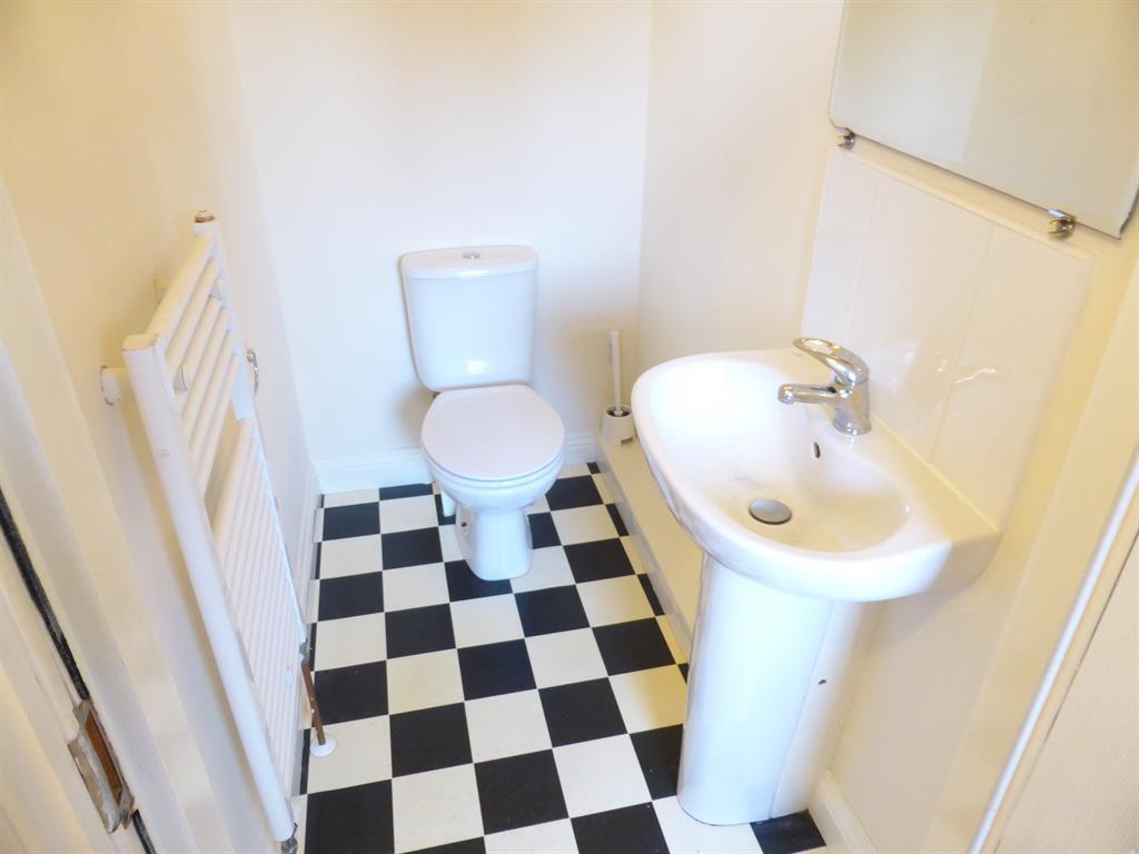 Apartment in Sheffield - View 4