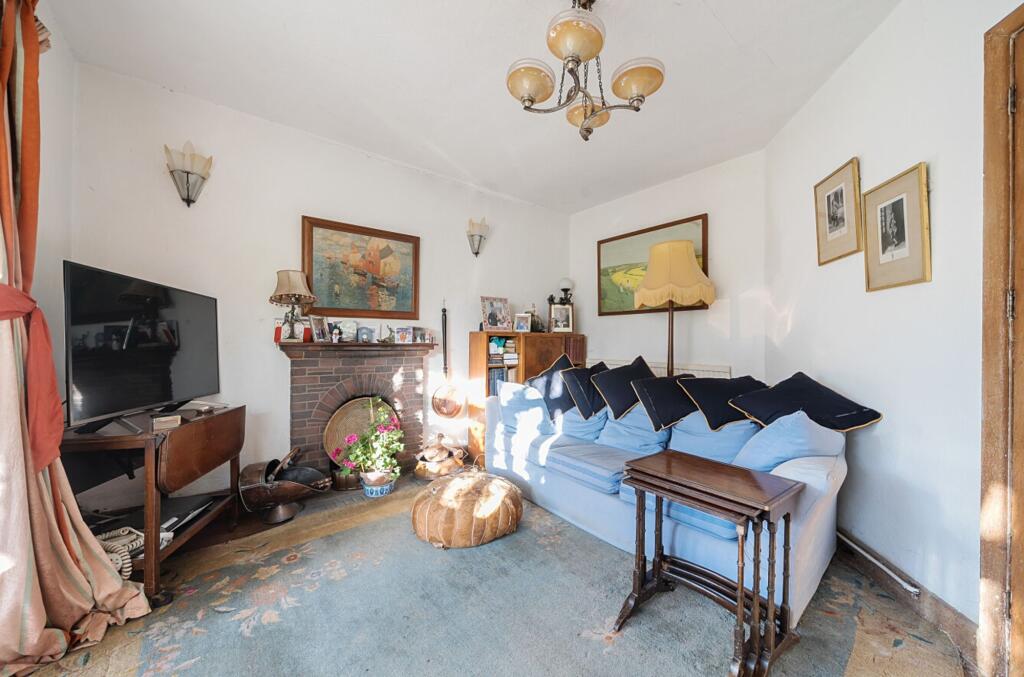 House in Portsmouth - View 3