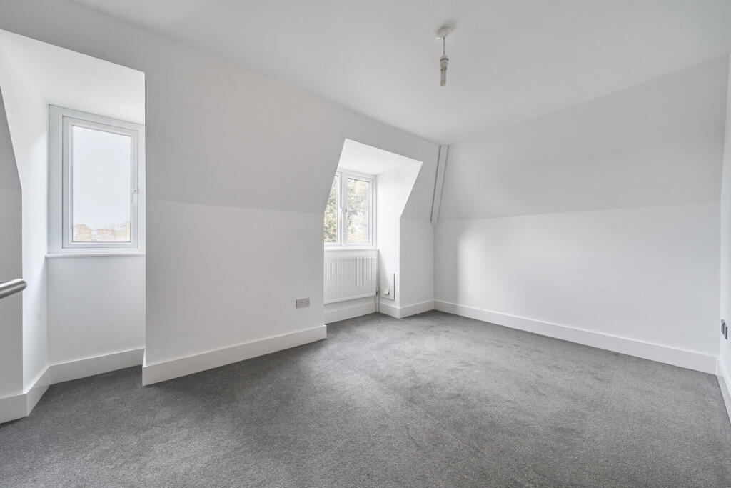 Apartment in Dartford - View 5