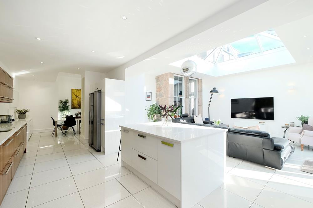 Additional image 8 of Fountainhall Road, Aberdeen, AB15