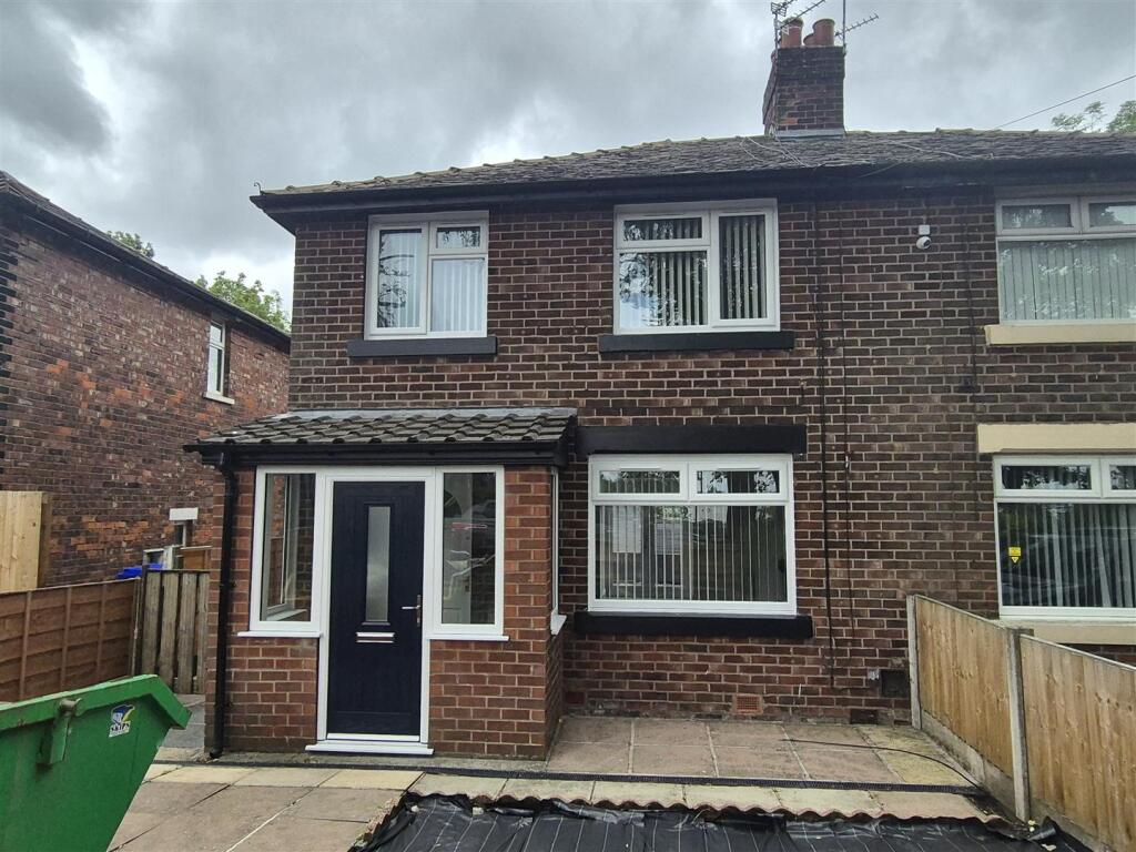 Main image of property: Broadoak Road, Ashton-Under-Lyne