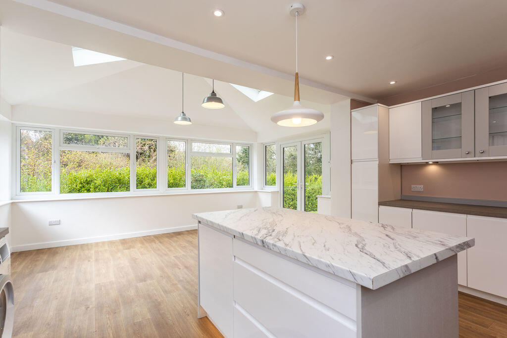 Orchard Way, Hurstpierpoint photo 5